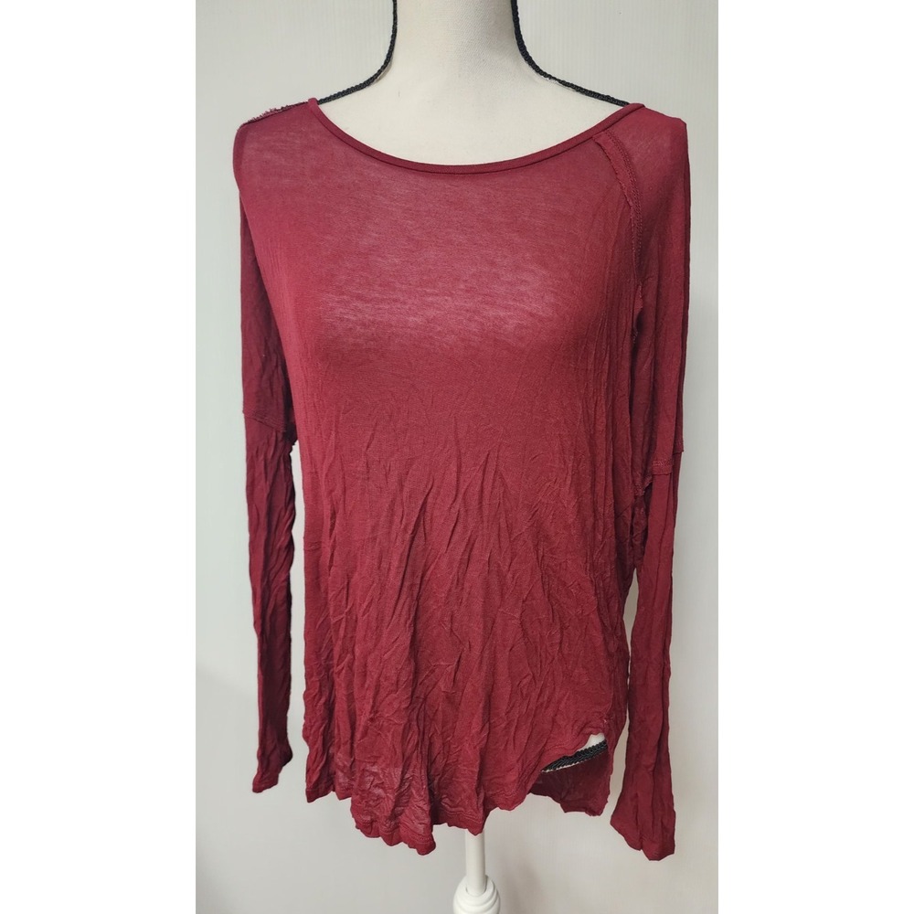 Tresics Maroon Long Sleeve T Shirt  Rounded Hem  Size Small